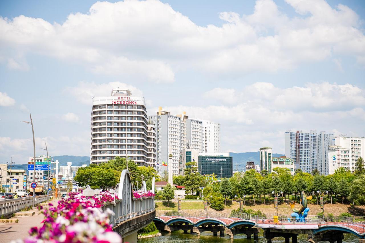 Jackson9S Hotel تشنتشون المظهر الخارجي الصورة