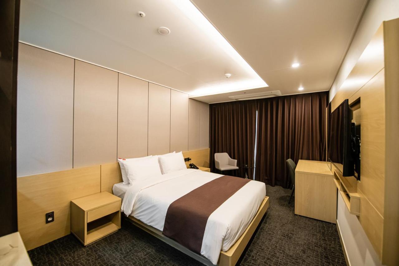 Jackson9S Hotel تشنتشون المظهر الخارجي الصورة